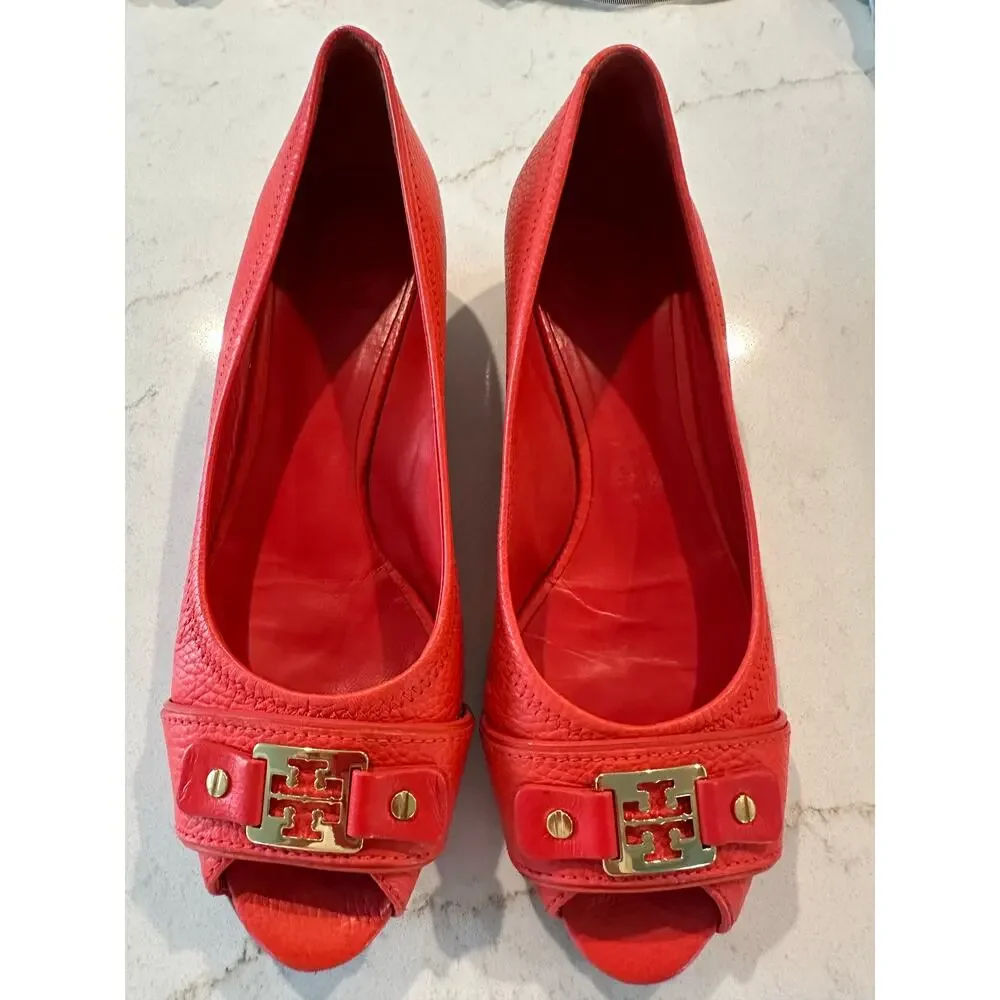Tory Burch Orange Coral Peep Toe Leather Wedge Pumps Size 10M Gold Logo Office